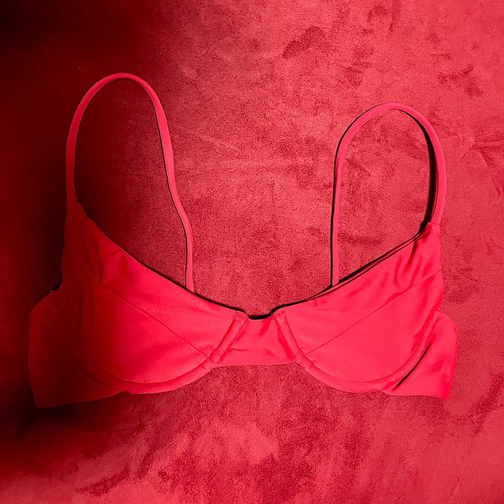 Benoa bikini top